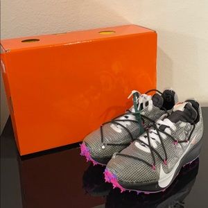 New Nike x Off-White Sneakers 7.5